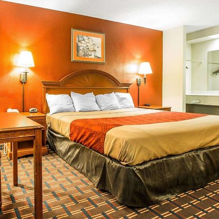 Rodeway Inn Montpelier Exterior photo