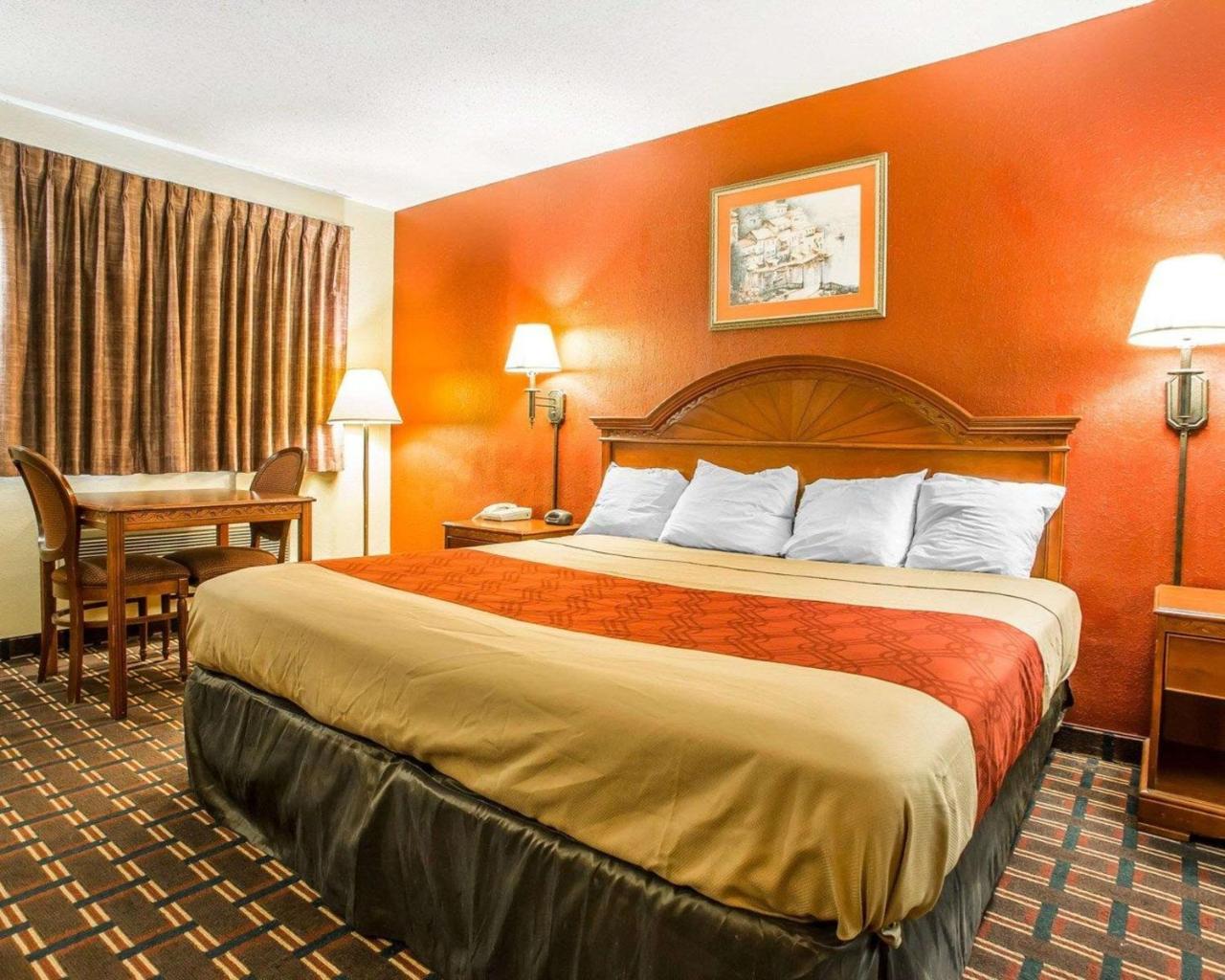 Rodeway Inn Montpelier Exterior photo
